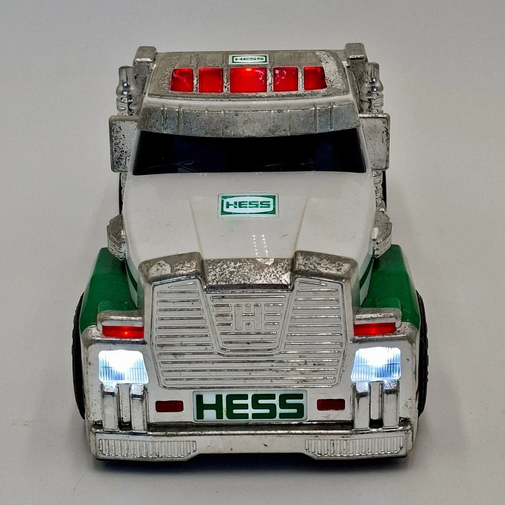 2019 Hess Tow Truck & Rescue Vehicle Lights Tested Tow Truck